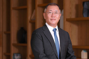 정의선 회장, 'WCA 자동차 구루' 최종 후보…아키오 도요타 회장과 경합