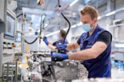 BMW, 'iX‧i4 탑재' 젠5 배터리 시제품 생산…삼성SDI‧CATL 공급