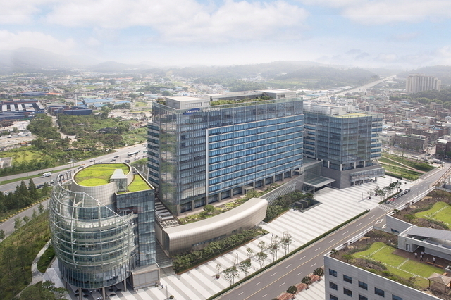 삼성물산, CLSA 목표주가 32만원 ‘껑충’…SMR·태양광 신사업 탄력