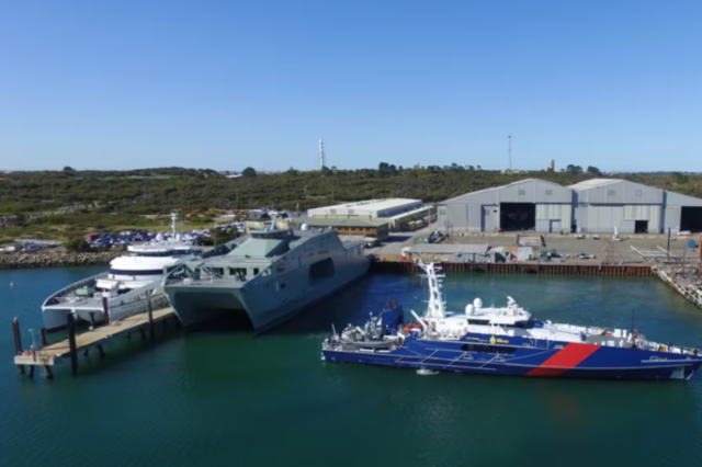 호주, '36조원 규모' 함정 건조 조선소 투자 유치…HD현대·한화 '유력' 후보 물망