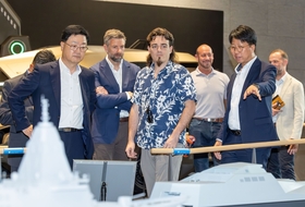 HD현대중공업·안두릴 공동개발 'AI 무인군함' 미국서 생산