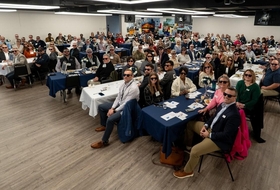 LG전자·한국타이어 , 美 클락스빌 CIA '비밀 요원'으로 밀착 네트워크