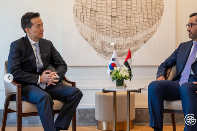 김동관 한화 부회장·UAE 산업장관 비공개 회동...방산·조선 협력 논의