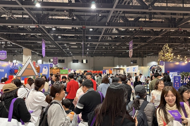 [르포] 오감 충족 '컬리푸드페스타 2025'…컬리가 펼친 홀리데이 식탁