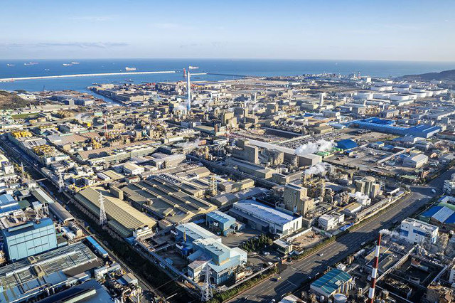 "트럼프 아연 투자, 고려아연·영풍 분쟁에 무산 가능성…한미관계 악화 우려도" 경고