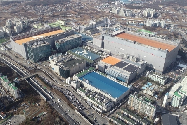 모건스탠리 "SK하이닉스, 여전히 저평가돼 있어" 목표가 84만원으로 상향