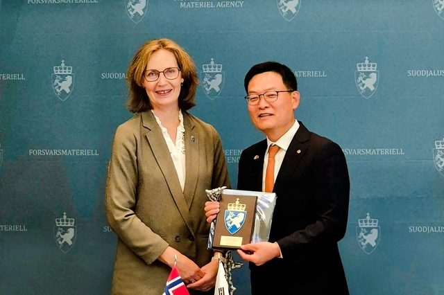 노르웨이 의회, 한국산 '천무' 도입 과반 찬성 확보…북유럽 진출 '9부 능선' 넘어