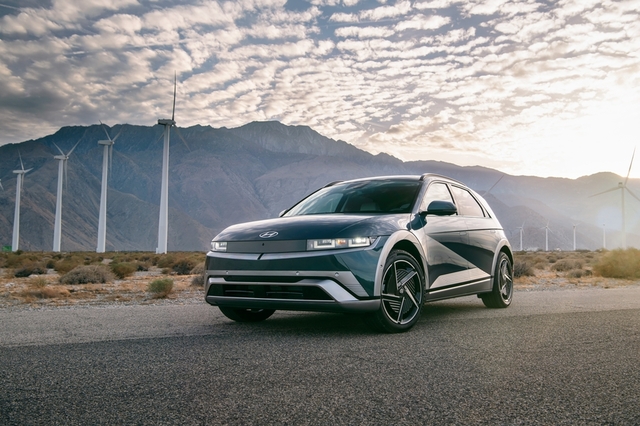 현대차 아이오닉 5, 美 전기차 '톱5' 안착…非 미국계 브랜드 중 '유일'