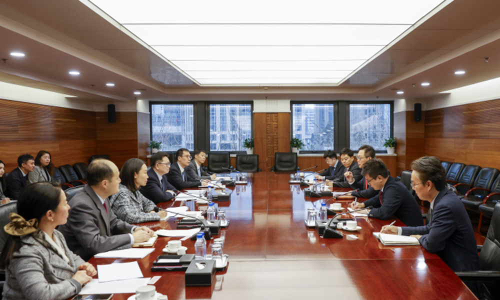 양걸 중국삼성 사장, 링지 상무부 차관과 회동…AI·바이오 신사업 협력 논의