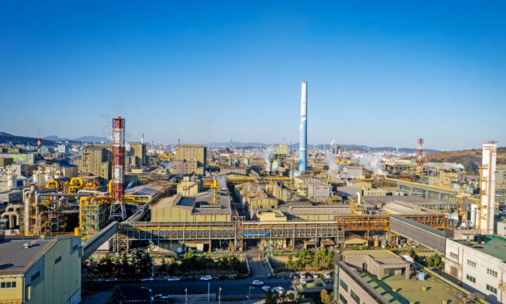 [단독] 고려아연, 제련수수료 '3년 만에' 인상...최윤범 경영권 수성 '청신호'