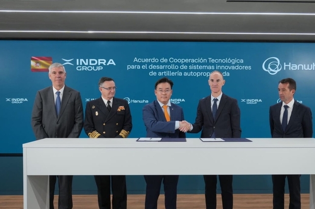 [단독] 한화에어로 K9 자주포, 스페인 뚫었다…현지 최대 방산기업과 개발·생산