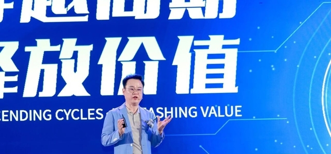 '초고밀도 패키징' 삼성전자, 내년 256TB E3.S SSD 라인업 확대 예고