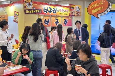 [르포] 도쿄 홀린 '쫄깃한 유혹'…농심, '너구리' 팬덤 키운다