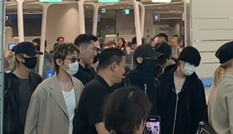 하이브 BTS "전 세계에 K-아리랑 전하고 올게요"…월드투어 출국 현장