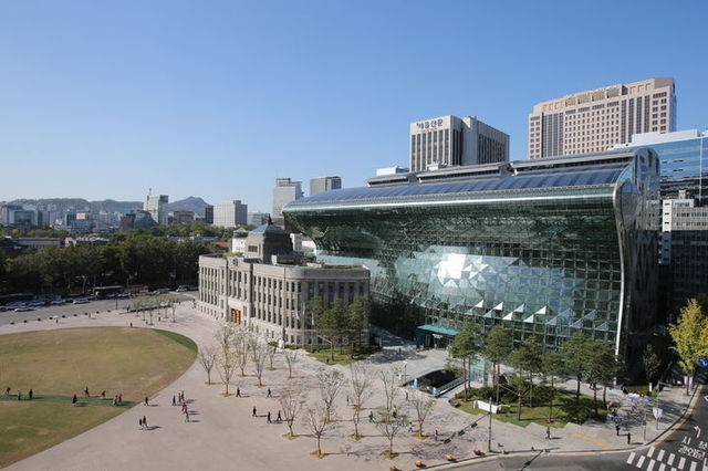 '51조 서울시 금고' 두고 신한·우리은행 맞대결 예고