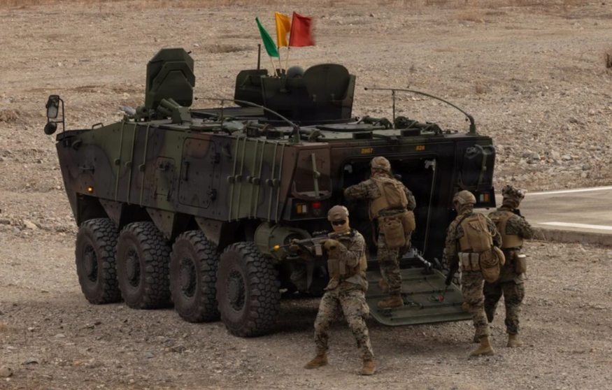 현대로템 K808 백호 관련 이미지