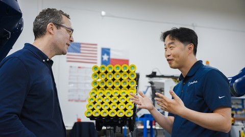 쿠팡, AI 스타트업에 1200억 투자…'로켓배송' 넘어 'AI 물류' 선점